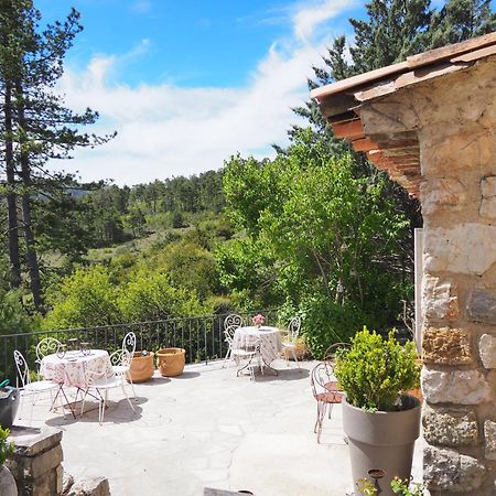 Appartamento Chambre Familiale Avec Terrasse Aux Portes Du Verdon Trigance Esterno foto
