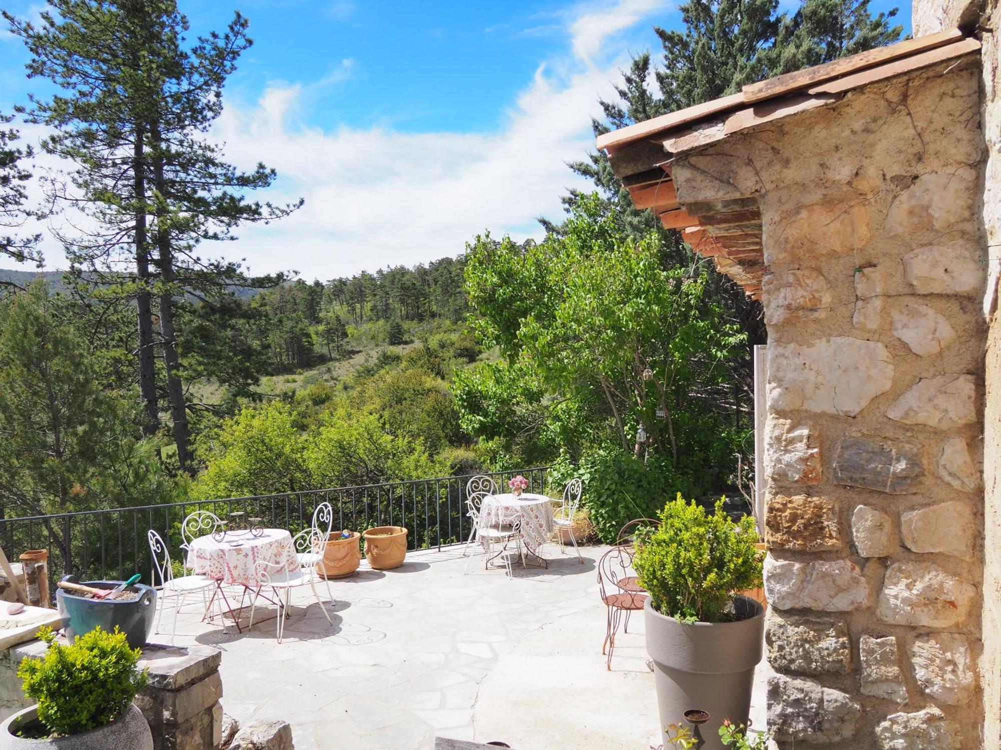 Appartamento Chambre Familiale Avec Terrasse Aux Portes Du Verdon Trigance Esterno foto